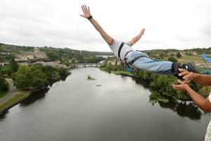 saut-a-l-elastique-nantes