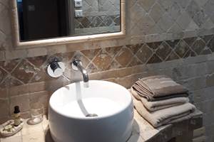 salle de douche côté vasque