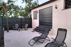 jardin privatif et entrée A NOU'DEUX