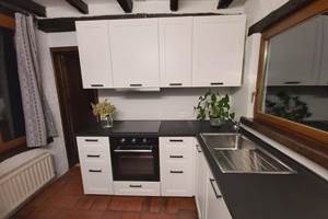 Cuisine équipée -Micro-ondes - Lave-Vaisselle - Four - Percolateur