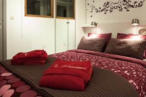 Chambre 4: Un lit double.