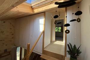 Gîte de la chevêche, escalier vers l'étage