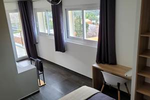 domainelatoupie-chambredhote-roussillon-oenotourisme