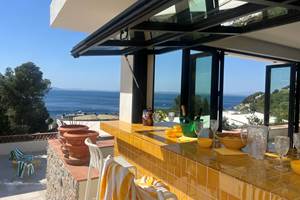 28 - Oliveres Patio sejour exterieur 3 1600x1200