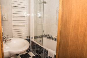 chambre standard Salle de Bain côté jardin