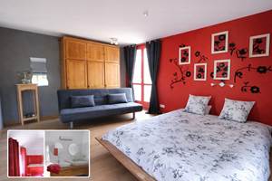 Eagalement une chambre pour quatre personnes si besoin et sa sdb privée