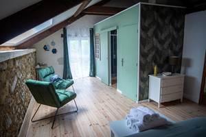 Chambre d'hôtes les chemins de Berdis Blanche vue ensemble4