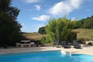 Piscine en pleine nature