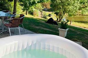 Vue dans le jacuzzi 3