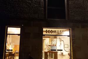 FACADE DE NUIT ECOMUSEE
