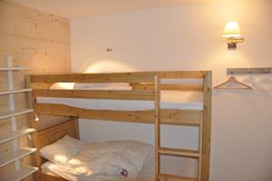 ESTABLOU #5 chambre 01 lits superpose´s