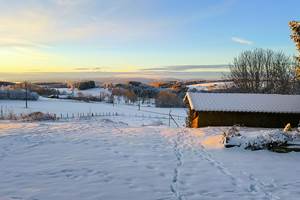 Paysage maison hiver 2024