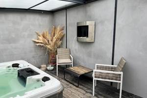 bain a remous cheminée sejour décontracté Marseille