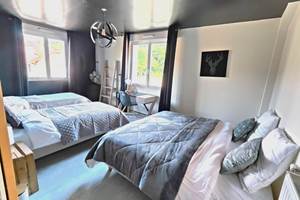 chambre-4-couchages-au-vendangeoir