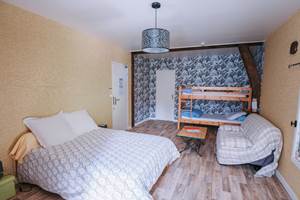 gîte du moulin - chambre du chêne sessile