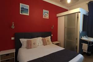 Chambre double standard au cœur de Biarritz