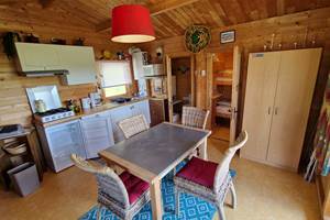 camping-la-perle-creuse-Chalet Mexico-coin repas