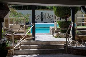 Piscine hotel le relax périgueux