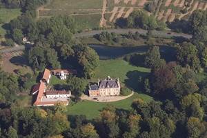 Vue aérienne Gite, château et parc