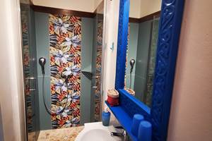 Les Jardins des Balisiers Gîte Balisiers SB2 attenante chambre 1 avec WC