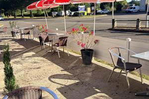 TERRASSE DU BAR