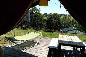 camping-la-perle-creuse-tente-safari-vue