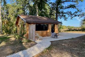 gite-familial-charme-bois-nature-perigord