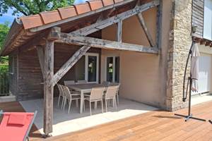 Gite du Causse Loubressac Terrasse couverte