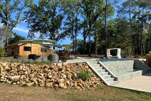 Piscine chauffée à débordement