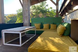 L'Orée du Maïdo - espace détente sur le toit terrasse avec vue sur la bambousaie et le Piton Maïdo