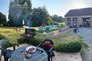 Domaine-Paquerettes-et-Pissenlits-barbecue