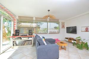 villa-les-salines-flamant-location-appartement-maison-vacances-grau-du-roi-jardin-proche-plage