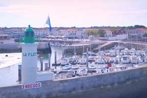 Le port de La Flotte à 500 m des locations
