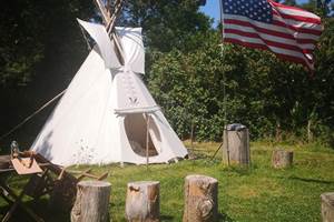 Clos-de-l-isop_restaurant_roulotte_insolite_chevaux_haute-vienne_haut_limousin_tipi_indien