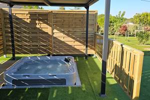Le jacuzzi Abaca Colors Biarritz Bayonne Ondres Capbreton