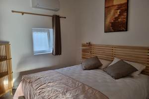 grand lit Queen size literie grand confort
