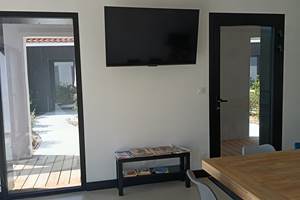 Téléviseur pièce commune