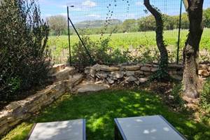 alombredelacheneraie_transats_grand_pic_saint_loup_tourisme_gite_les_vignes