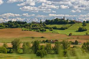 Le village vous tend la main, venez découvrir notre territoire