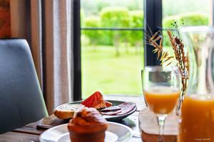 Petit déjeuner vue exterieur BedinBellongue
