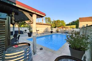 piscine-chauffée-gite-de-groupe