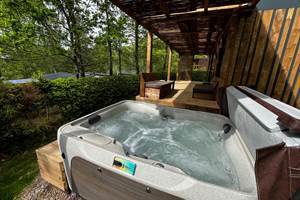 Spa privatif chauffé à 38°C sans vis à vis