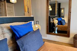 5A3ECDB8-6C62-445B-A875-1F122D3825C2