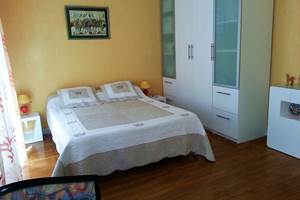 Chambre 1 avec lit de 160 x 200