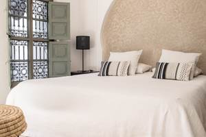 ROOM6