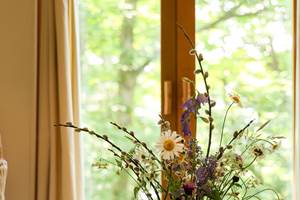 Bouquet de fleurs des champs pour vous accueillir