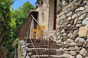 Entree de la chambre de L Esquirol