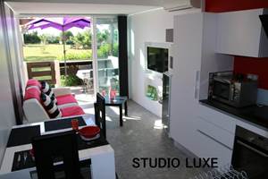 Studio Luxe Village