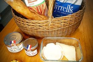 Gîtes, chambre d'hôtes et table d'hôtes gastronomique à Casteljaloux Lot et Garonne, piscine, jacuzzi et spa