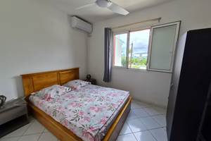 chambre sur impasse, climatiseur, ventilateur plafond